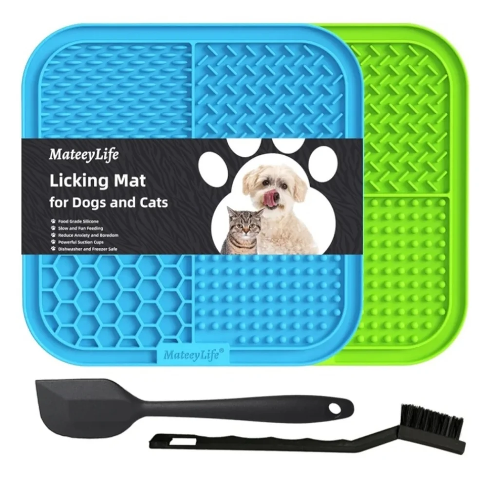 Black Adjustable Dog Seat Belt + 2 Pet Licking Mats